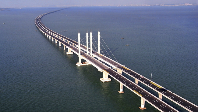 Le pont ferroviaire Danyang-Kunshan est le plus long au monde